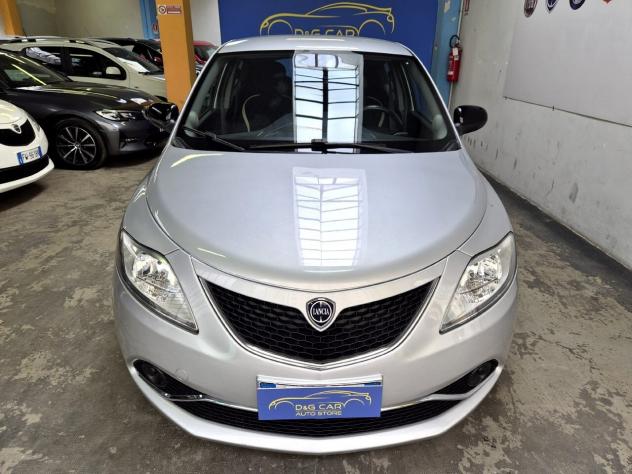 Lancia Ypsilon 1.2 Gold 69cv - Foto 2