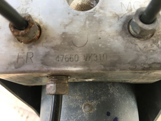 Pompa / Centralina ABS 11000031300 NISSAN NAVARA PICK UP D22 2004 - Foto 7