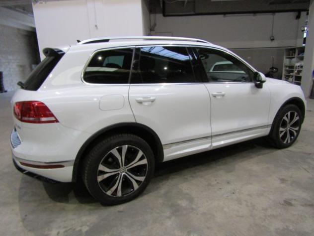 VOLKSWAGEN Touareg Touareg 3.0 V6 TDi R-LINE R LINE RLINE 110.000 KM rif. 23941868 - Foto 4