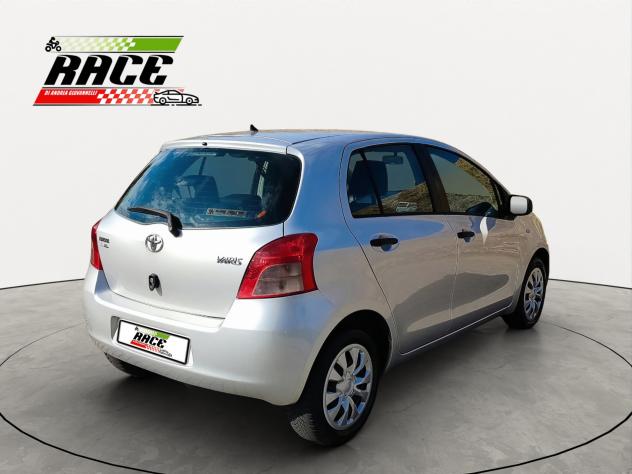 Toyota Yaris 1.0 5p - Foto 6