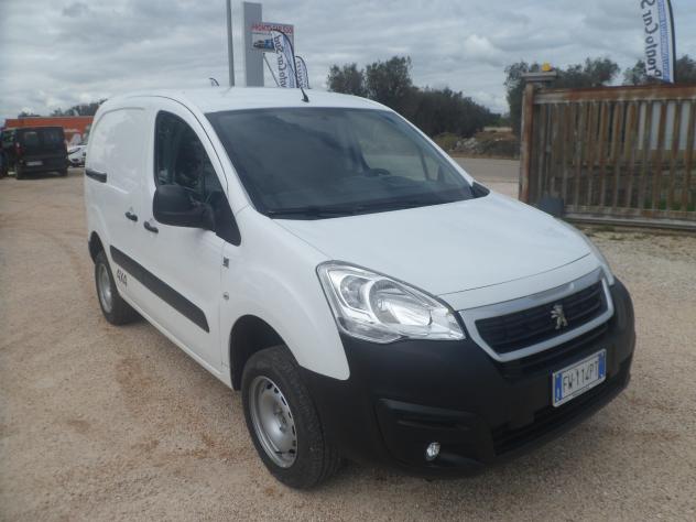 Peugeot Partner furgone 4x4 3 posti - Foto 2