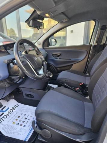 Lancia Ypsilon III 1.0 firefly hybrid Platino s&s 70cv - Foto 7