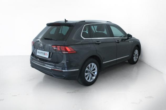 Volkswagen Tiguan 2.0 TDI SCR 150 cv Life DSG / Fari LED - ACC - Park Pilot ant e post - Climatronic 3 zone - Driver Assistence Pack - Foto 4