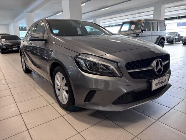 Mercedes-Benz Classe A A 180 d Business - Foto 2
