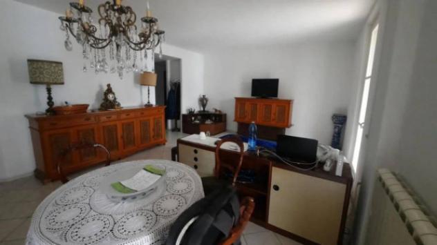Immobile in asta di 119 m², box auto in vendita a Licciana Nardi - Foto 2