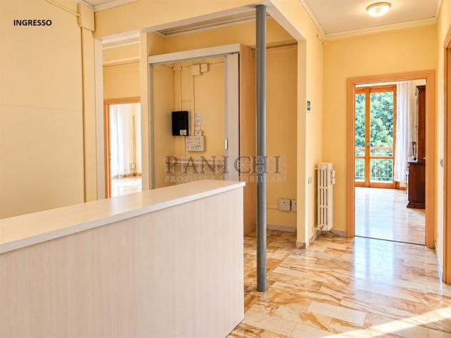 MONTARIOSO – LUMINOSO APPARTAMENTO DI 125 MQ CON TERRAZZO E ASCENSORE - Foto 4