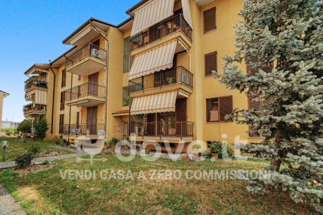 Appartamento di 100 m² con 4 locali e box auto in vendita a Rovello Porro - Foto 2