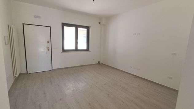 VENDESI MINI APPARTAMENTO NUOVO – POSIZIONE STRATEGICA - Foto 6