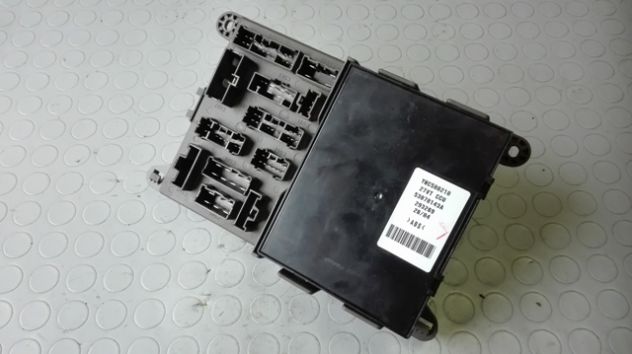 Centralina fusibili Land Rover Freelander 2.0 TD del 2004 (518823208) - Foto 2