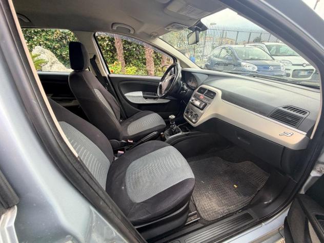 FIAT Grande Punto 1.3 MJT 90 CV 5p. Dynamic - Foto 2
