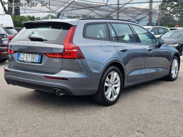 VOLVO V60 V60 2.0 b3 Momentum auto 7m - GD619BD rif. 23942629 - Foto 8