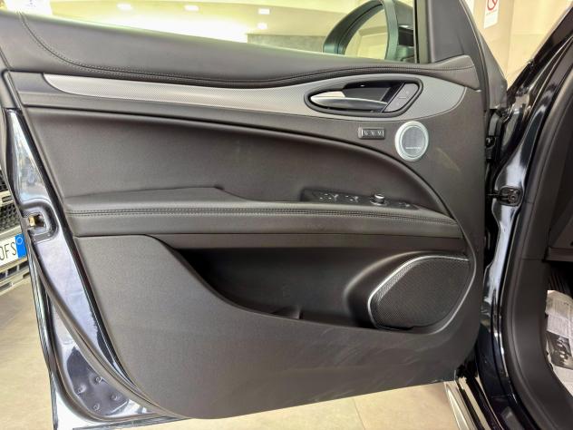 Alfa Stelvio 2.2 TD 210 CV AT8 Q4 Veloce 10/2022 - Foto 10