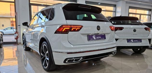 Volkswagen Tiguan 2.0 TDI SCR 150 CV DSG R-Line 65.101Km - Foto 2