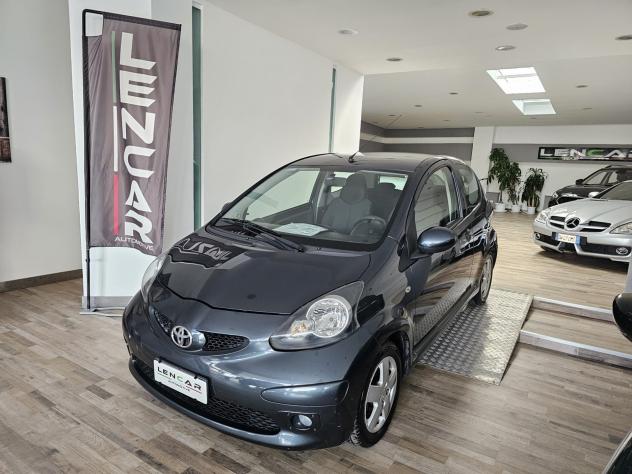 Toyota Aygo 1.0 12V VVT-i 3 porte Sol - Foto 5