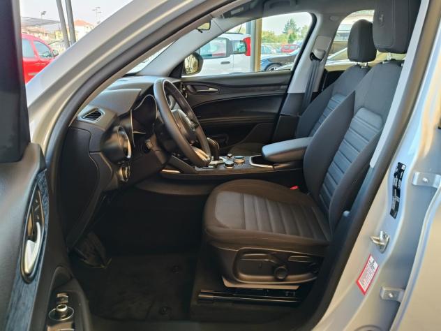 Alfa Romeo Stelvio 2.2 Turbodiesel 160 CV AT8 RWD Business - Foto 7