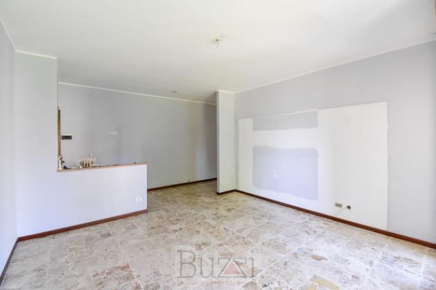 Appartamento di 105 m² con 3 locali e box auto in vendita a Desio - Foto 5
