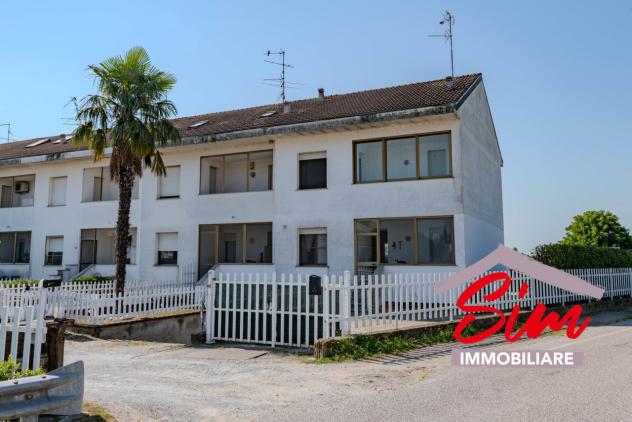 Villa a schiera in vendita a Novara