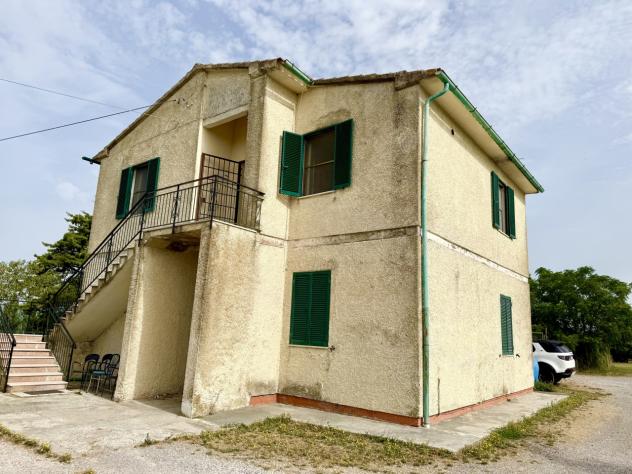 AZIENDA AGRICOLA di 4 vani e di 88 mq (GROSSETO - Casotto Pescatori) rif. CAM.70 - Foto 2