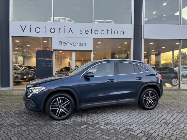 Mercedes-Benz GLA 200 D 4MATIC SPORT PLUS C.AUTOMATICO NAVI RETROCAMERA