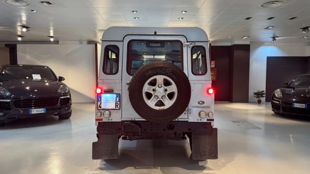 LAND ROVER DEFENDER 2.4D 122CV - 2010 - Foto 5