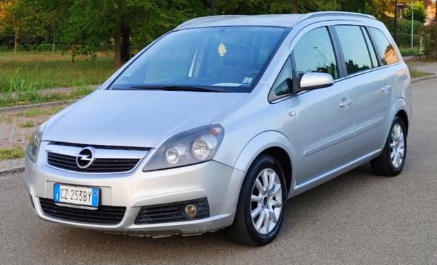 Opel Zafira 1.9 CDTI 120CV Cosmo - Foto 2
