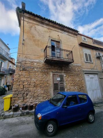 V004303 - VENDESI CASA A 1€ A DELIA - Foto 5