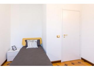 Singola dallo stile minimal [PD_FRC57-A_S5]
