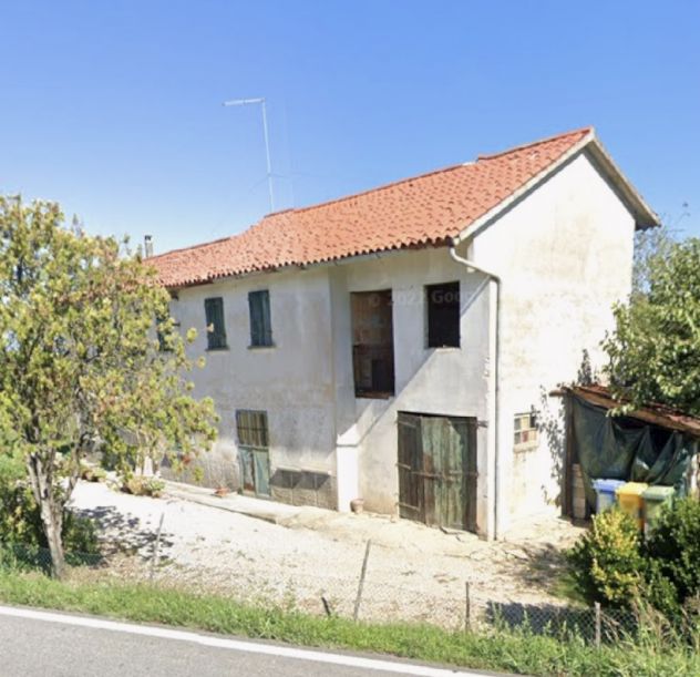 CASALE CON 7000 MQ TERRENO IN SALGAREDA VENDO - Foto 2