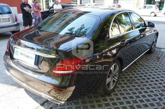 Mercedes-Benz Classe E E 220 d Auto Sport - Foto 5