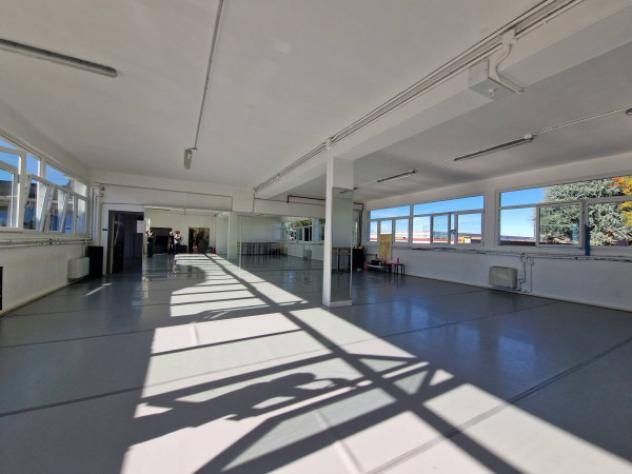 Immobile di 2545 m² con più di 5 locali in vendita a Lainate - Foto 7