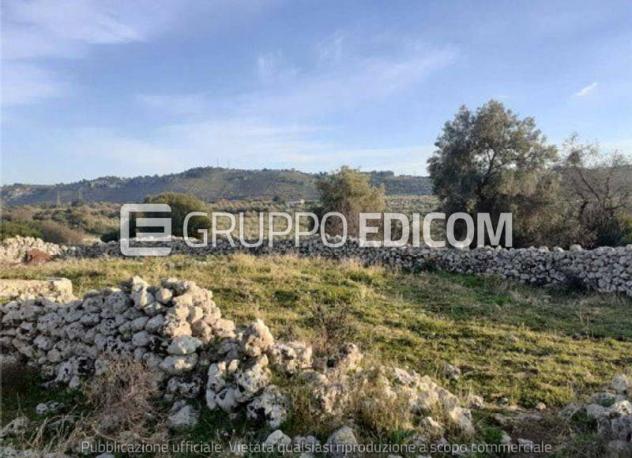 Magazzini e locali di deposito in vendita a Melilli - Rif. 4547933