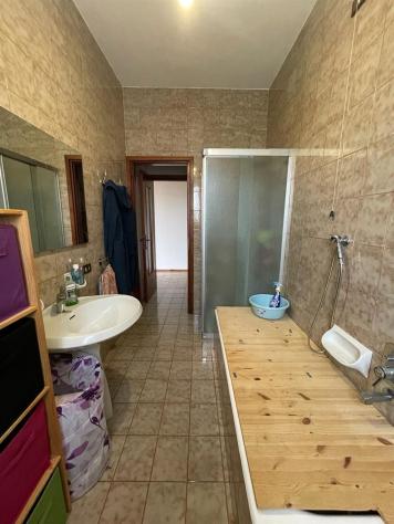 appartamento trilocale con terrazzino box e cantina, libero da luglio 2024 - Foto 16