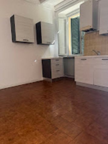 Ampio appartamento di mq. 85 semi/arredato - Foto 3
