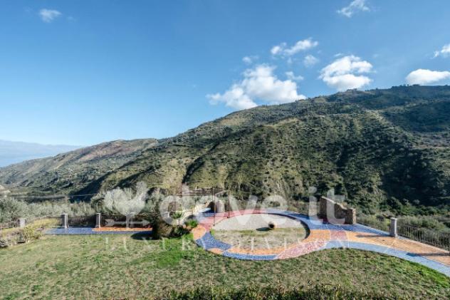 Rustico / Casale di 500 m² con 5 locali in vendita a Reitano - Foto 2