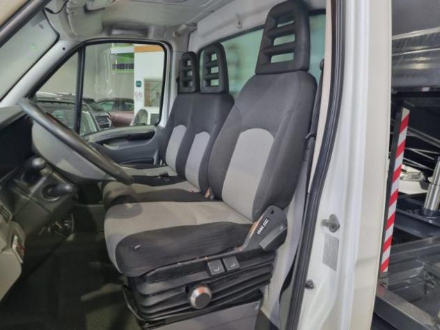 IVECO Daily 35L12 2.3 Hpi rib. trilaterale LUNG3.50 LARG2.05 rif. 19230754 - Foto 8