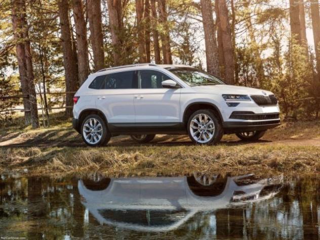SKODA Karoq 2.0 TDI SCR 4x4 DSG Executive rif. 23287583 - Foto 2
