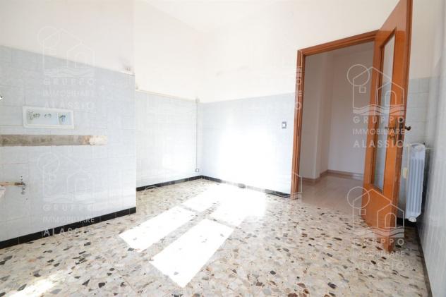 Albenga, soleggiato e centralissimo appartamento con terrazzo in centro - Foto 17