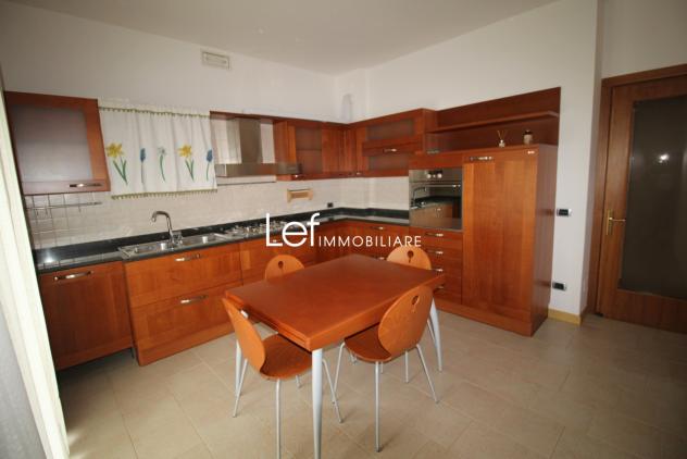 APPARTAMENTO di 4 vani e di 108 mq (FOLLINA) rif. AA78 - Foto 6