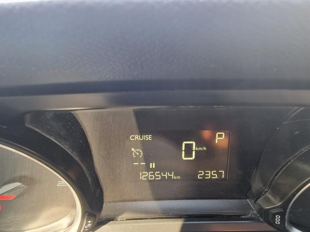 Peugeot 308 BlueHDi 130 EAT8 SW Business 2019 - Foto 9