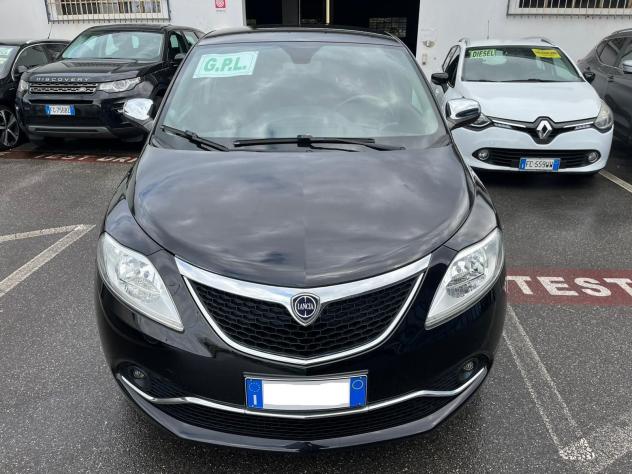 Lancia Ypsilon Ypsilon 1.2 69 CV 5 porte GPL Ecochic Platinum - Foto 2
