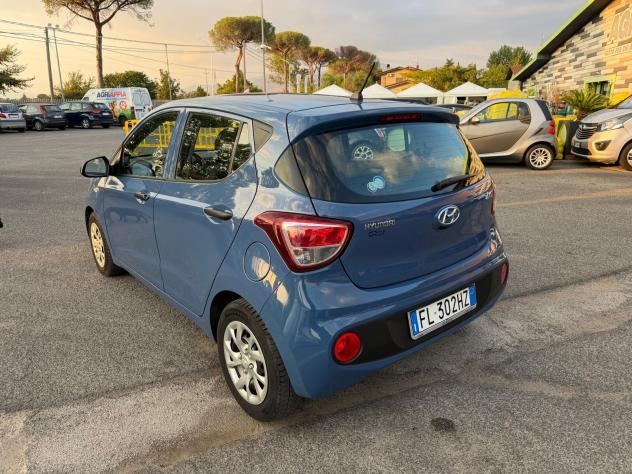 Hyundai i10 1.0 MPI BENZ 65CV 5P CLASSIC 2018 - Foto 4