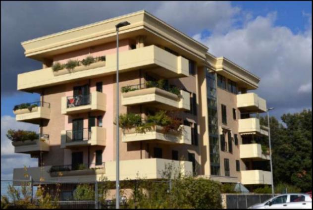 Immobile in asta di 34 m² con più di 5 locali in vendita a Macerata - Foto 4