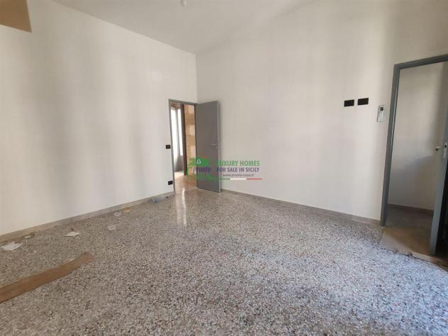 Rif. 9756 - Casa con tre unità indipendenti - Foto 16
