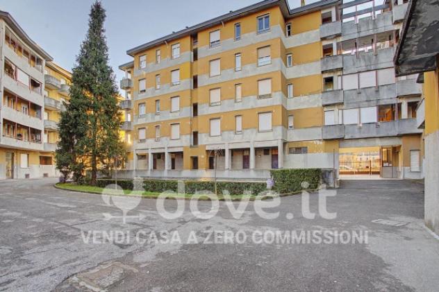 Appartamento di 112 m² con 3 locali e box auto in vendita a Varese - Foto 4