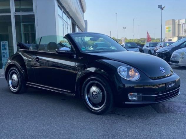VOLKSWAGEN Maggiolino Cabrio 1.2 TSI 50° Anniversario Design rif. 24003557 - Foto 2