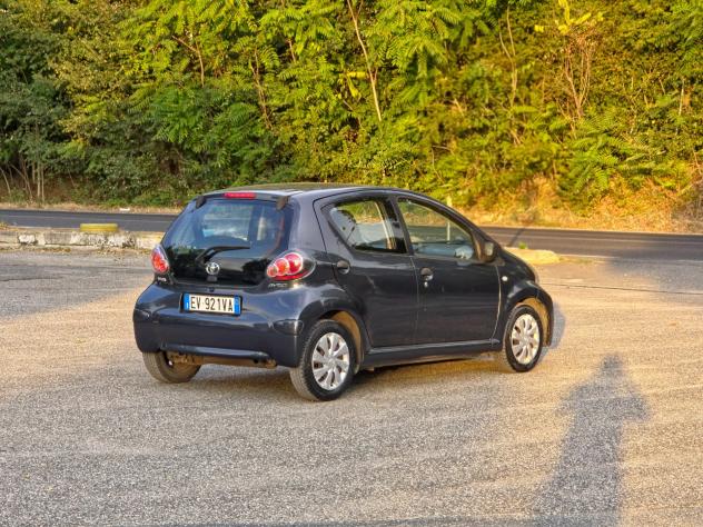 Toyota Aygo 1.0 12V VVT-i 5 porte Cool Soda Connect CV-68 E5B Manuale NEO 2014 - Foto 6
