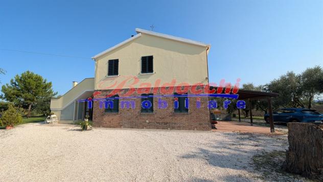 Carrara di Fano, in trifamiliare, appartamento indipendente al piano terra con scoperto. - Foto 10