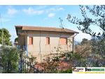Giacalone Villa unifamiliare con 2 appartamenti di 90 mq ciascuno, spazio e &hellip;