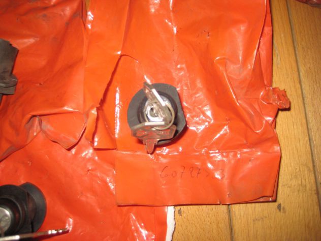 SERRATURA CHIUSURA BAULE POSTERIORE ALFA ROMEO GIULIETTA 82 60727513