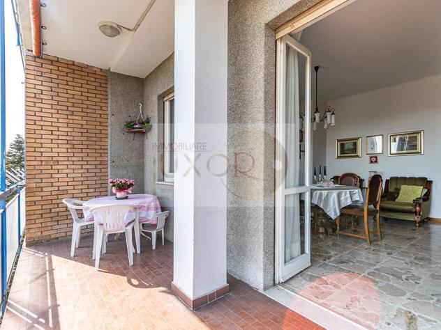 Appartamento 4 locali con balconi a Casatenovo - Foto 3